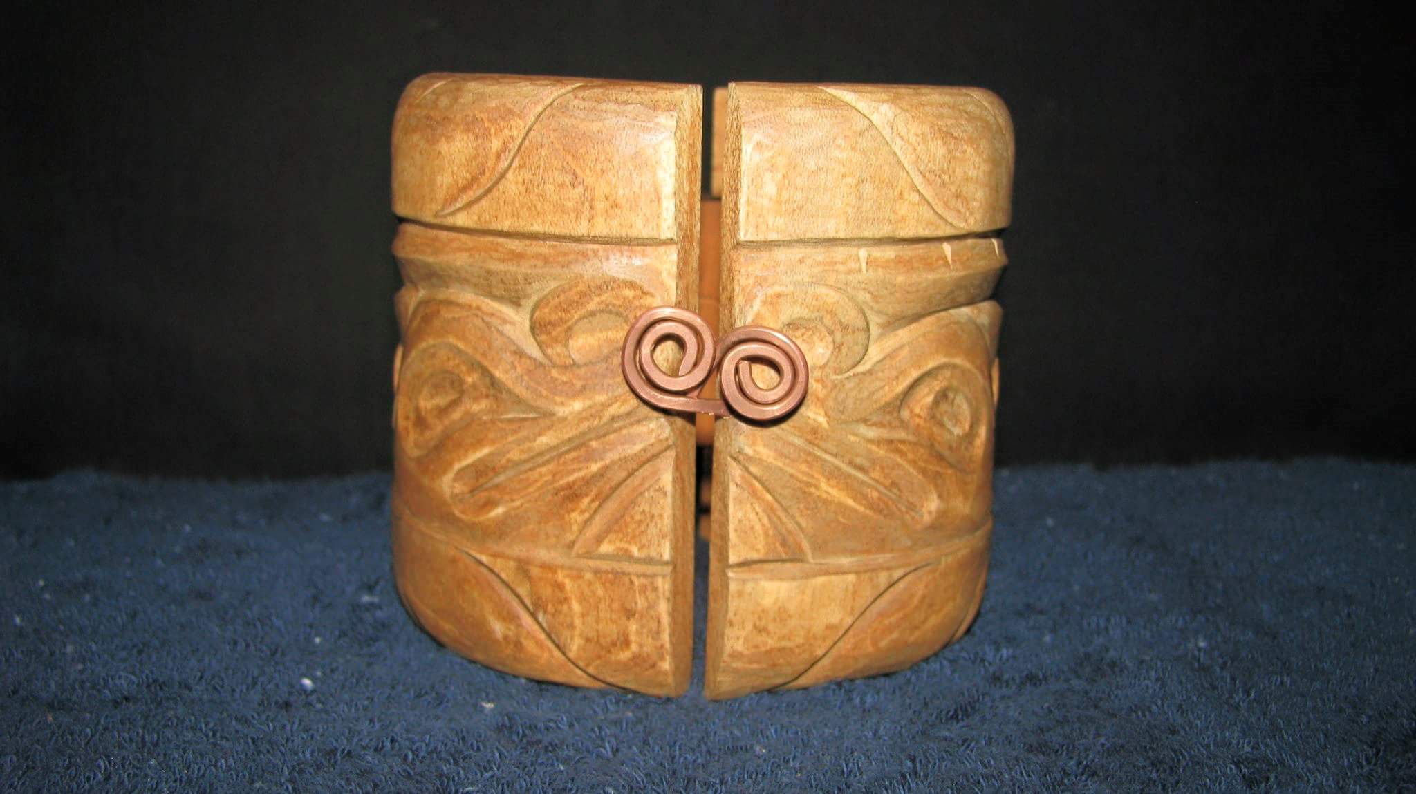 Copper clasp on back of bracelet